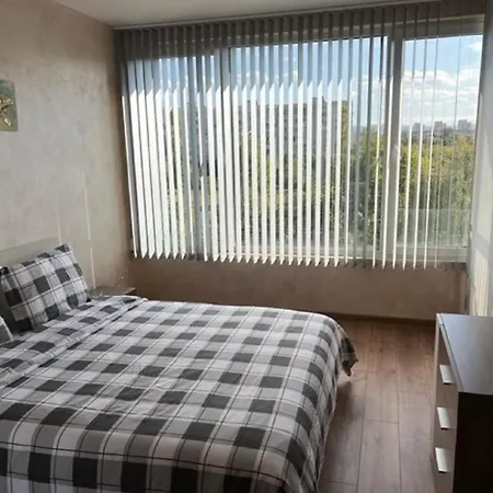 комфорт, близо до летището Apartment Sofia